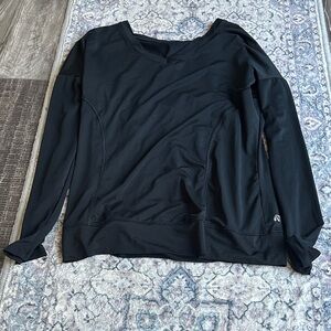 Black Women's gym top with back ventilation